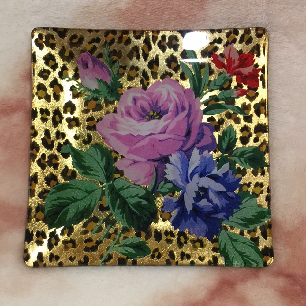 Fringe Studio Cheetah Floral Glass Trinket Tray Soap Dish NWOT 4.50”